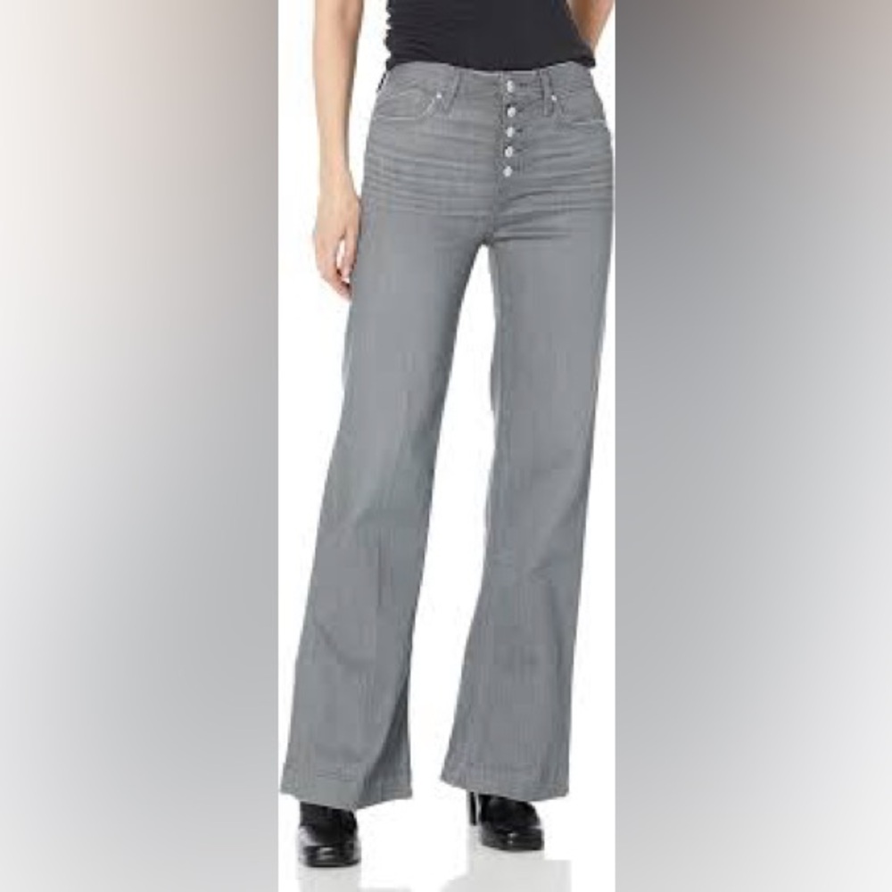 NWT: Paige Smokey Gravel Distressed Jeans 💥